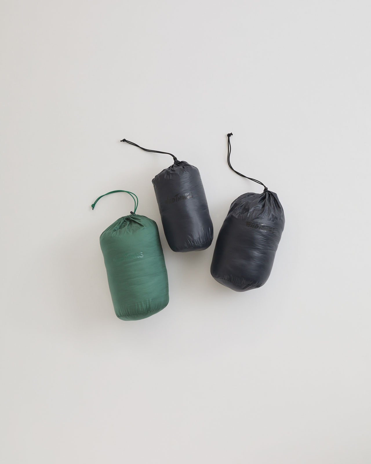 【10月中旬お届け】"EXCLUSIVE COLOR" WILD THINGS BIVOUAC LOFT PULLOVER