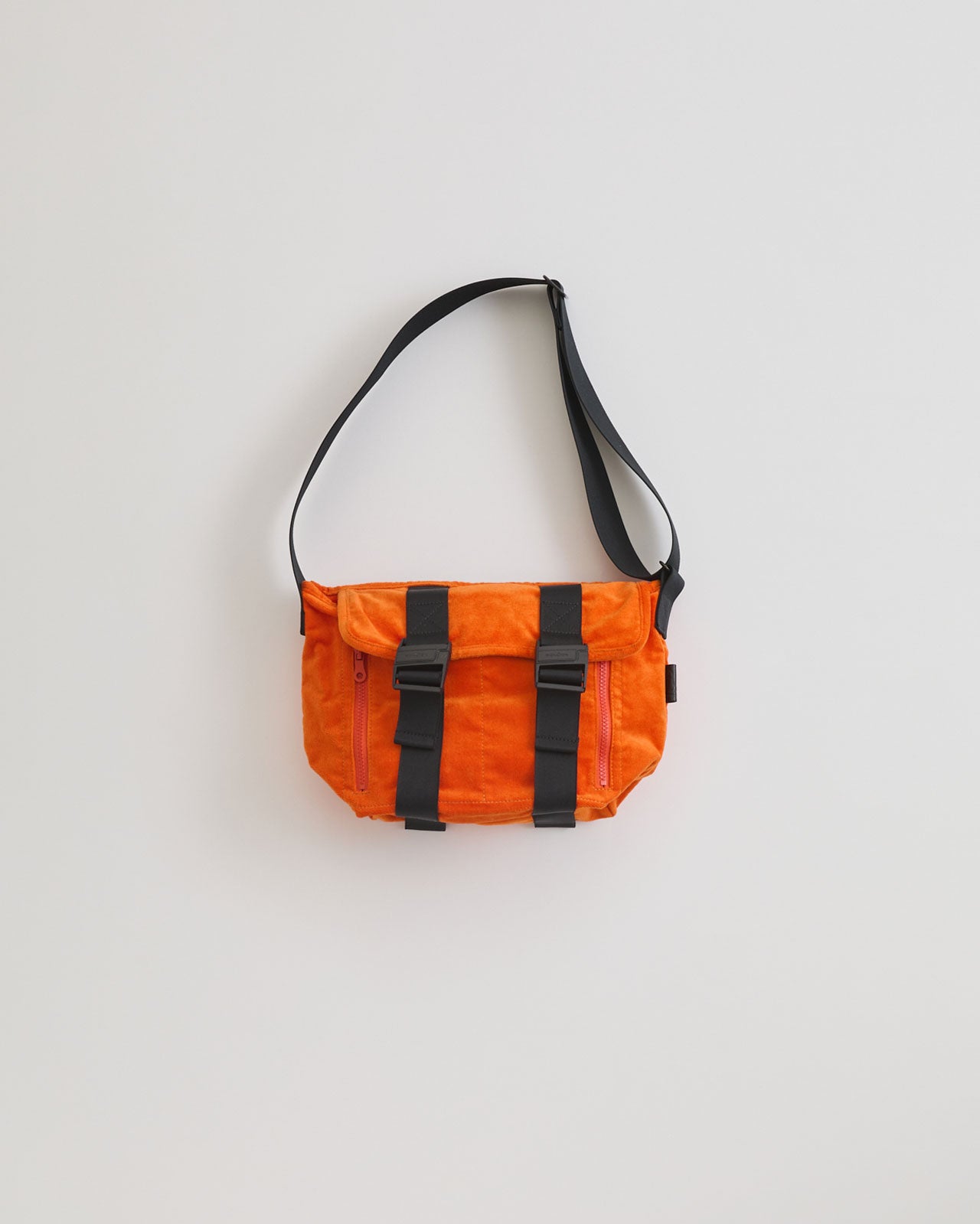 AMIACALVA Corduroy messenger (S)