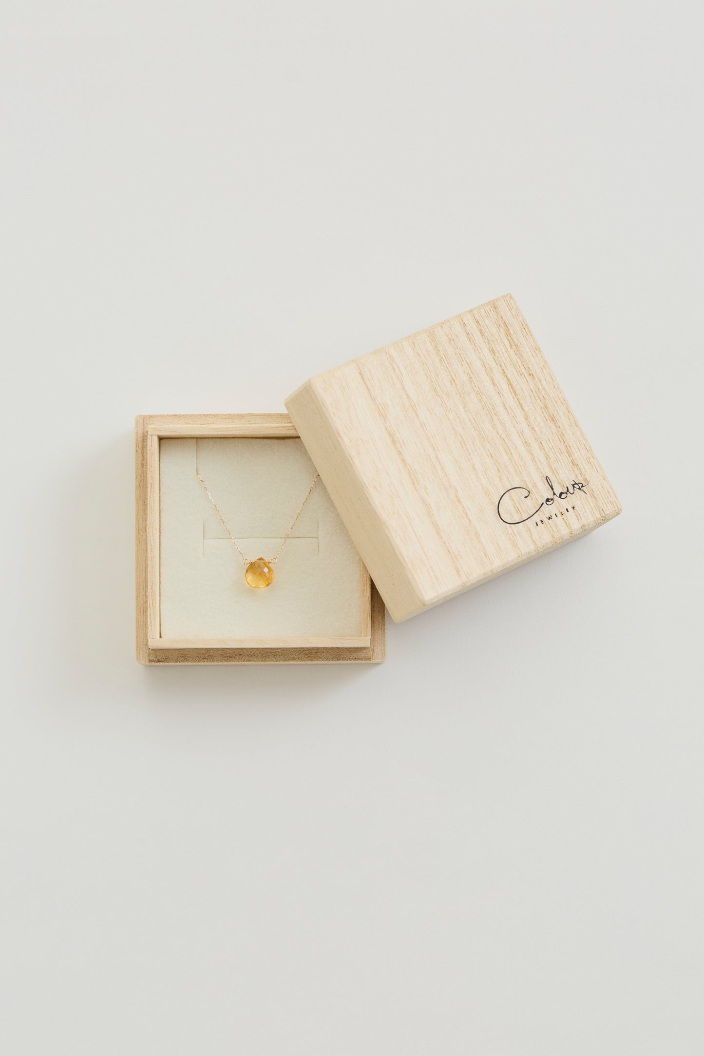 COLORED STONE EARRINGS (citrine)