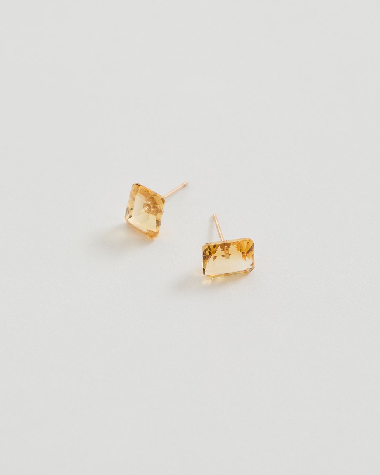 COLORED STONE EARRINGS (citrine)