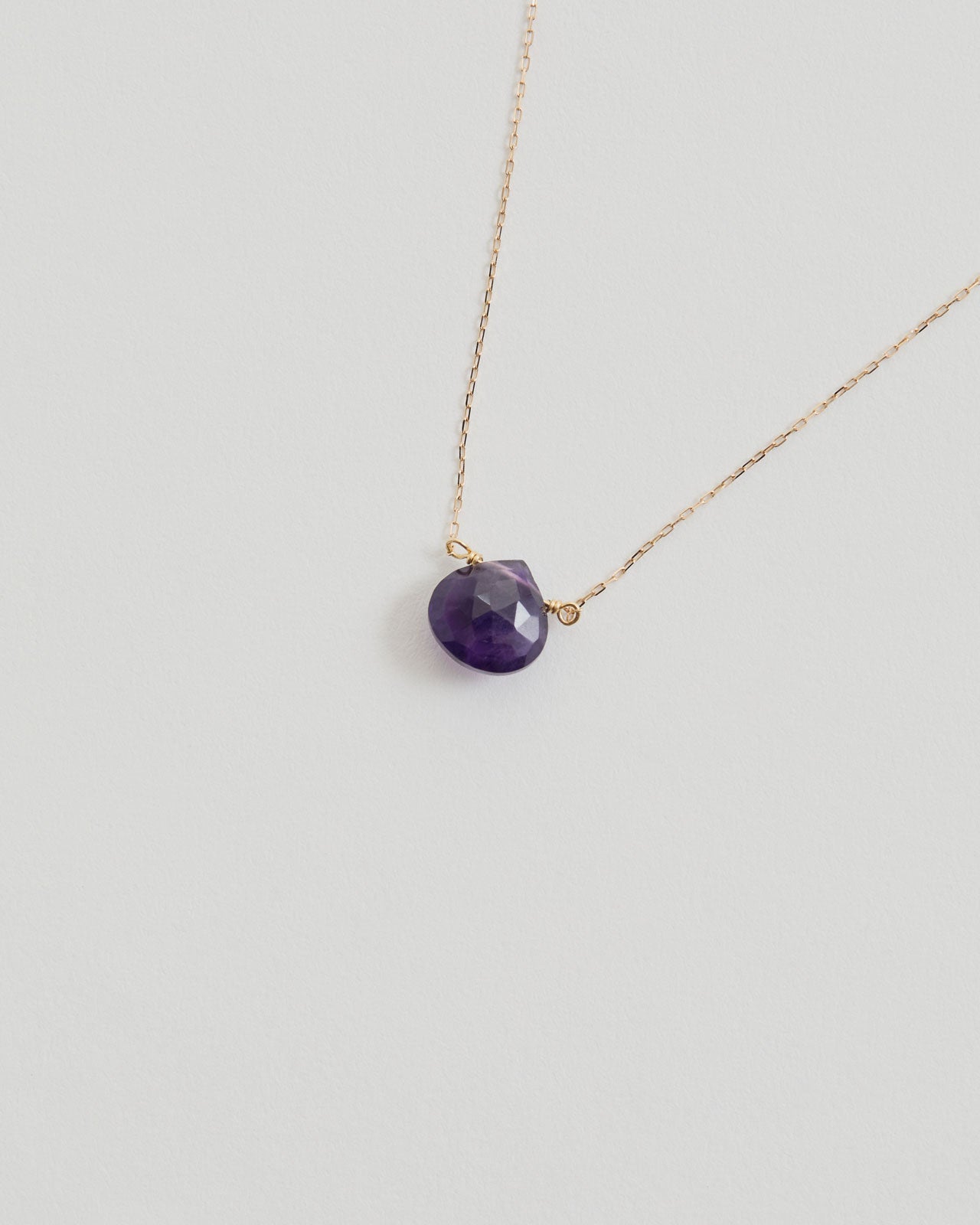 COLORED STONE NECKLACE (amethyst)