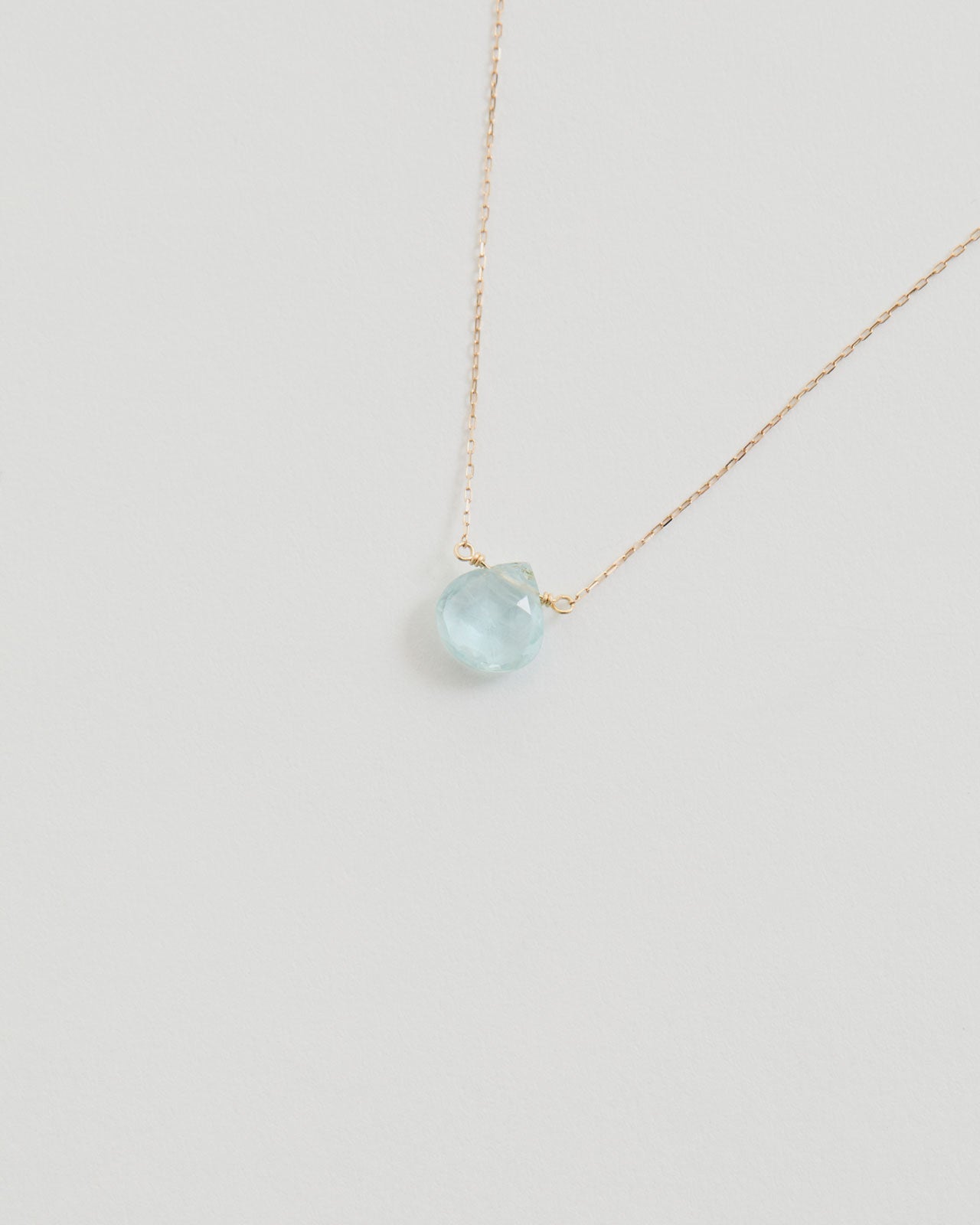 COLORED STONE NECKLACE(aquamarine)