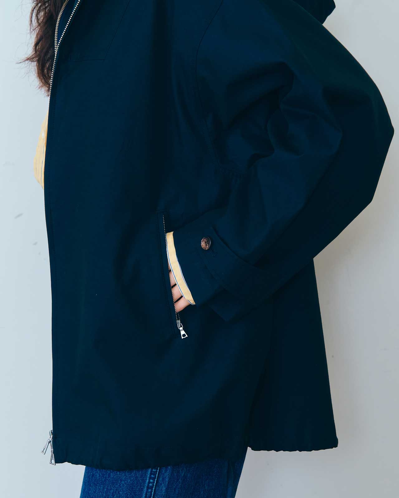 HOODED JACKET