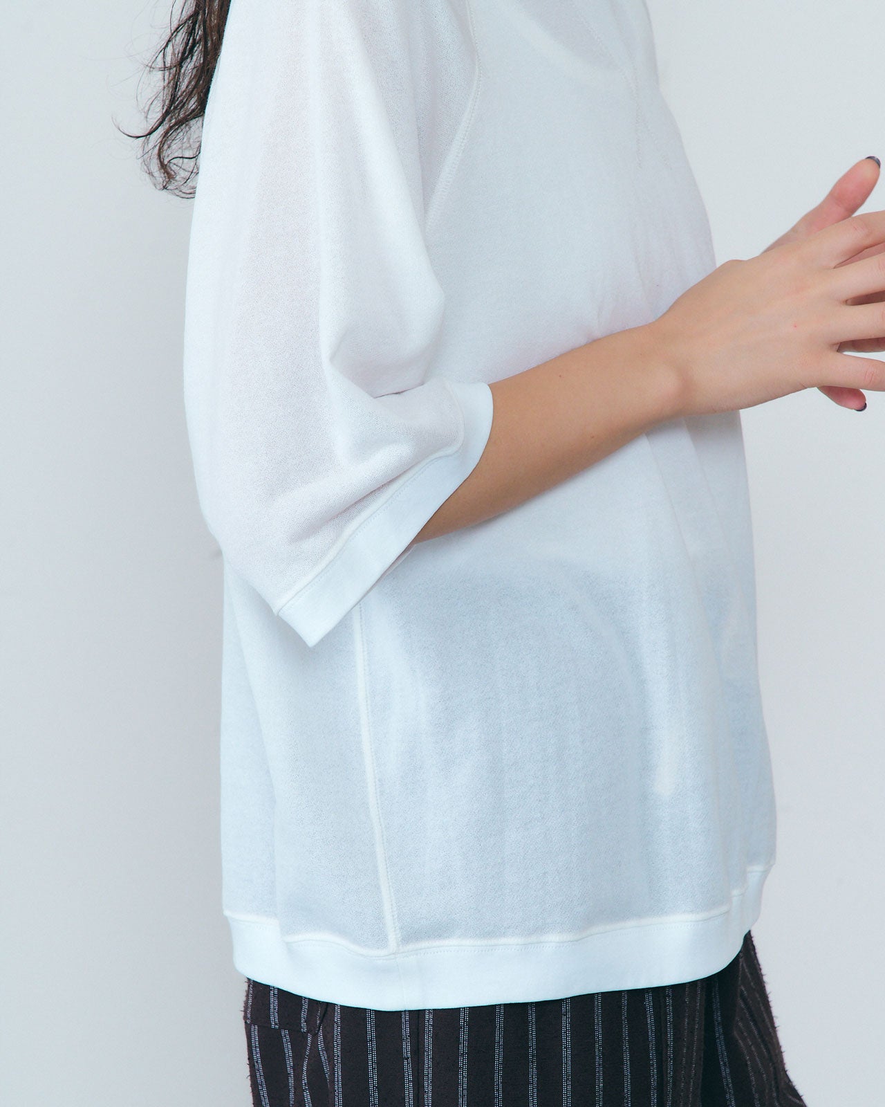 SHEER HALF SLEEVE SWEATSHIRT