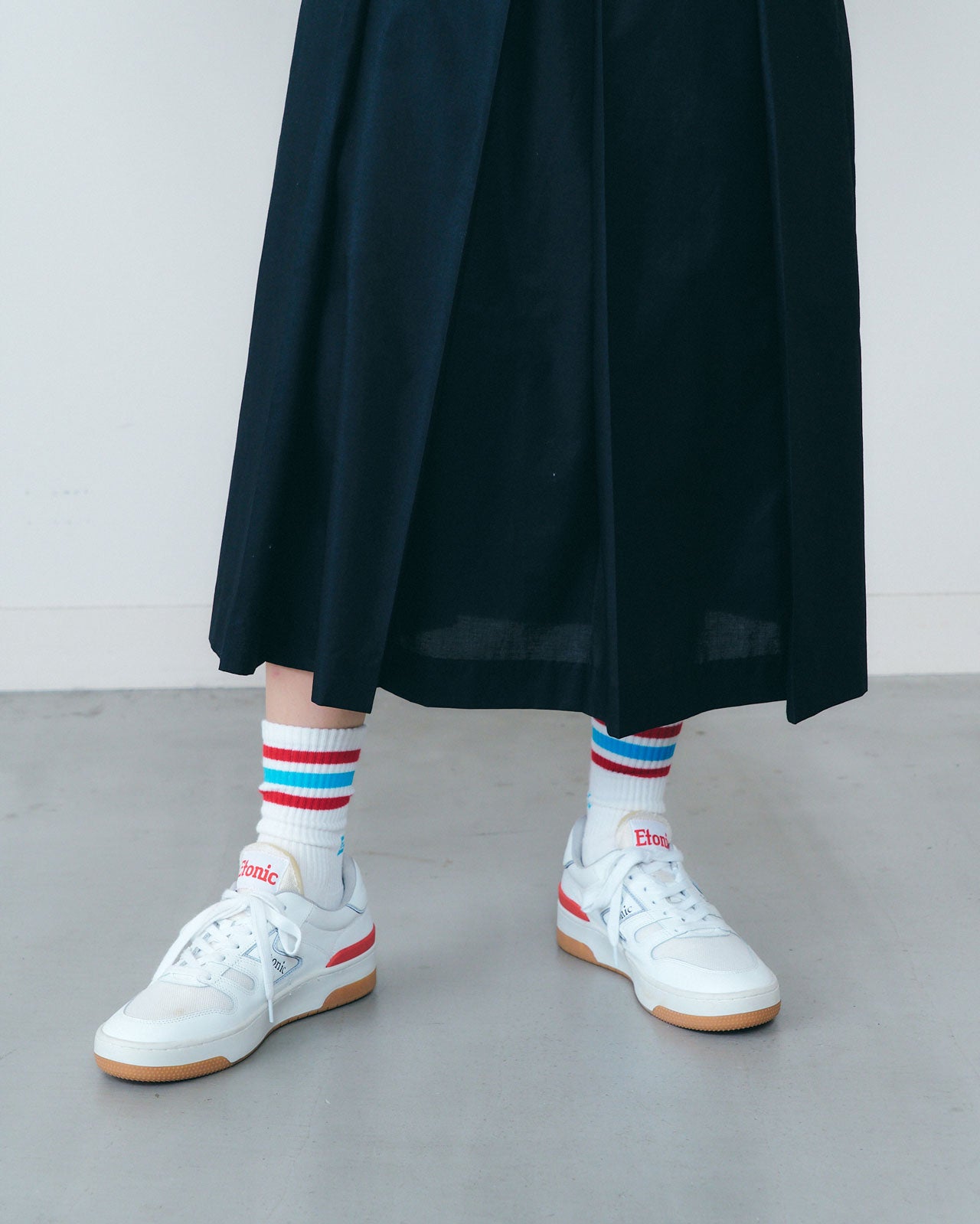 BOX PLEATS SKIRT