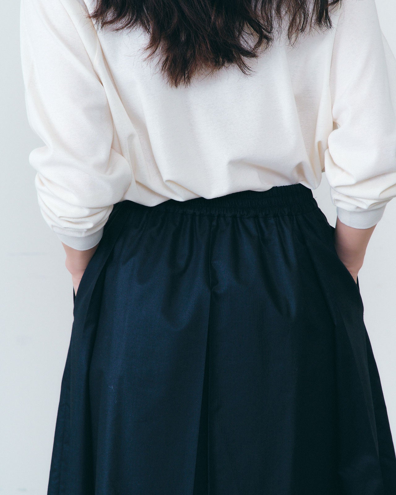 BOX PLEATS SKIRT