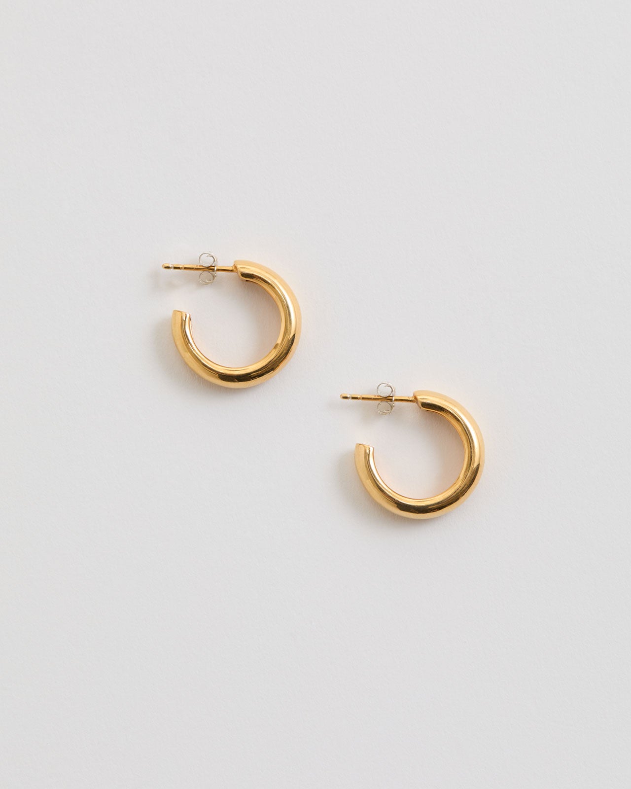 CADEAUX EXCLUSIVE HOOP EARRINGS – Shinzone