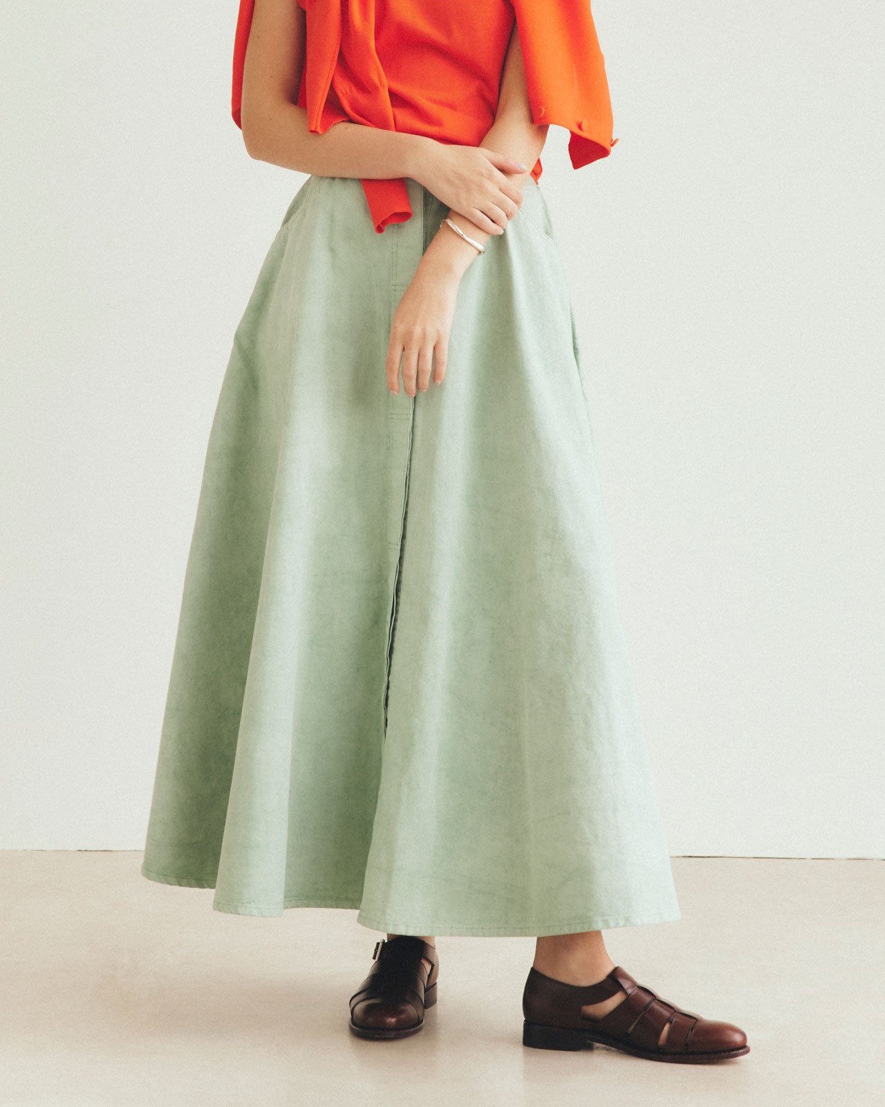 GARMENT DYE FLARE SKIRT