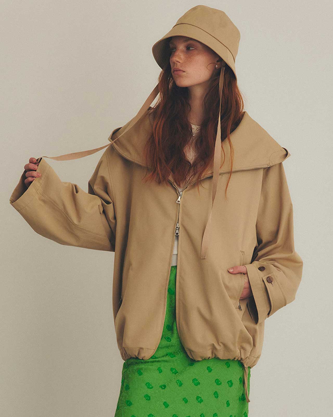 HOODED JACKET