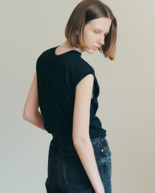 ICE COTTON KNIT SLEEVELESS TOP