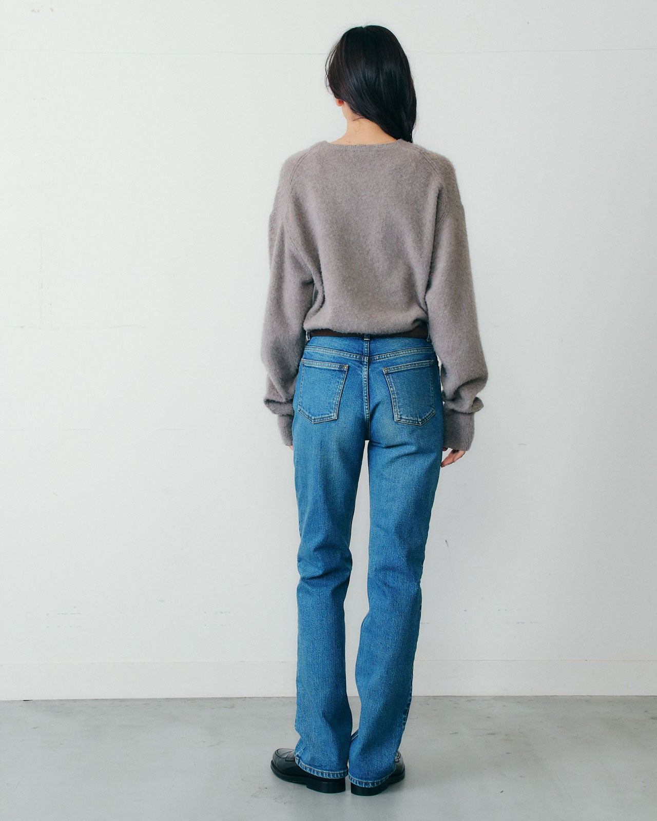 【11月上旬入荷予定】CASHMERE V-NECK KNIT