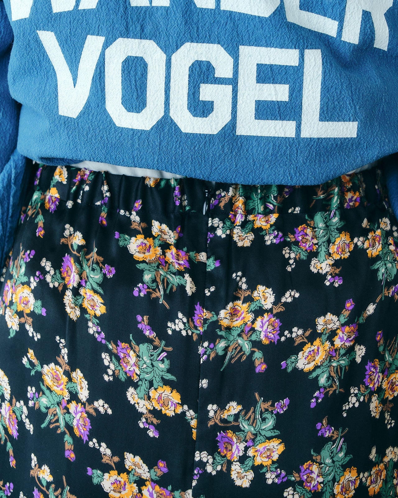 FLOWER BOUQUET PRINTED SATIN SKIRT