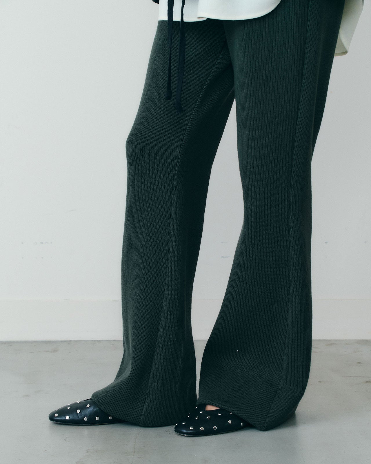 【9月中旬お届け】CHUNKY FLARE PANTS