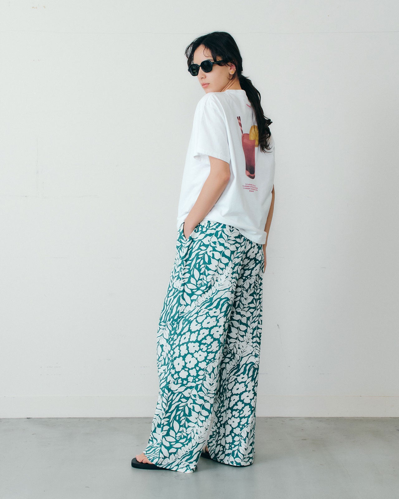 SUMMER BOTANICAL PATTERN PANTS