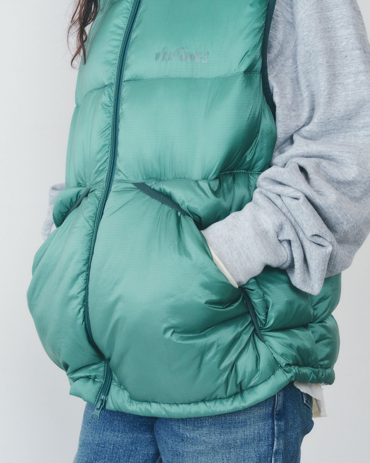 【10月中旬お届け】"EXCLUSIVE COLOR" WILD THINGS BIVOUAC LOFT VEST