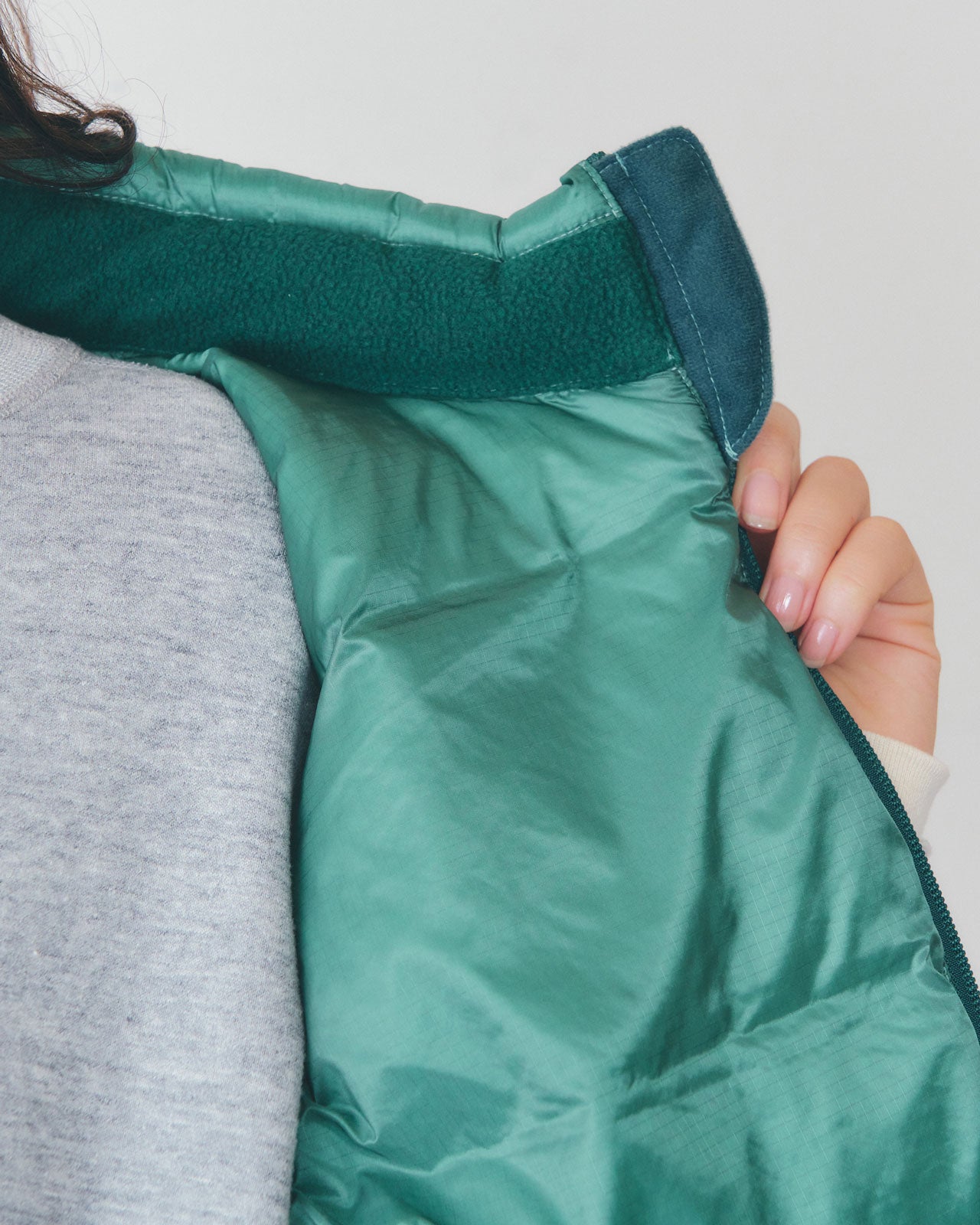【10月中旬お届け】"EXCLUSIVE COLOR" WILD THINGS BIVOUAC LOFT VEST