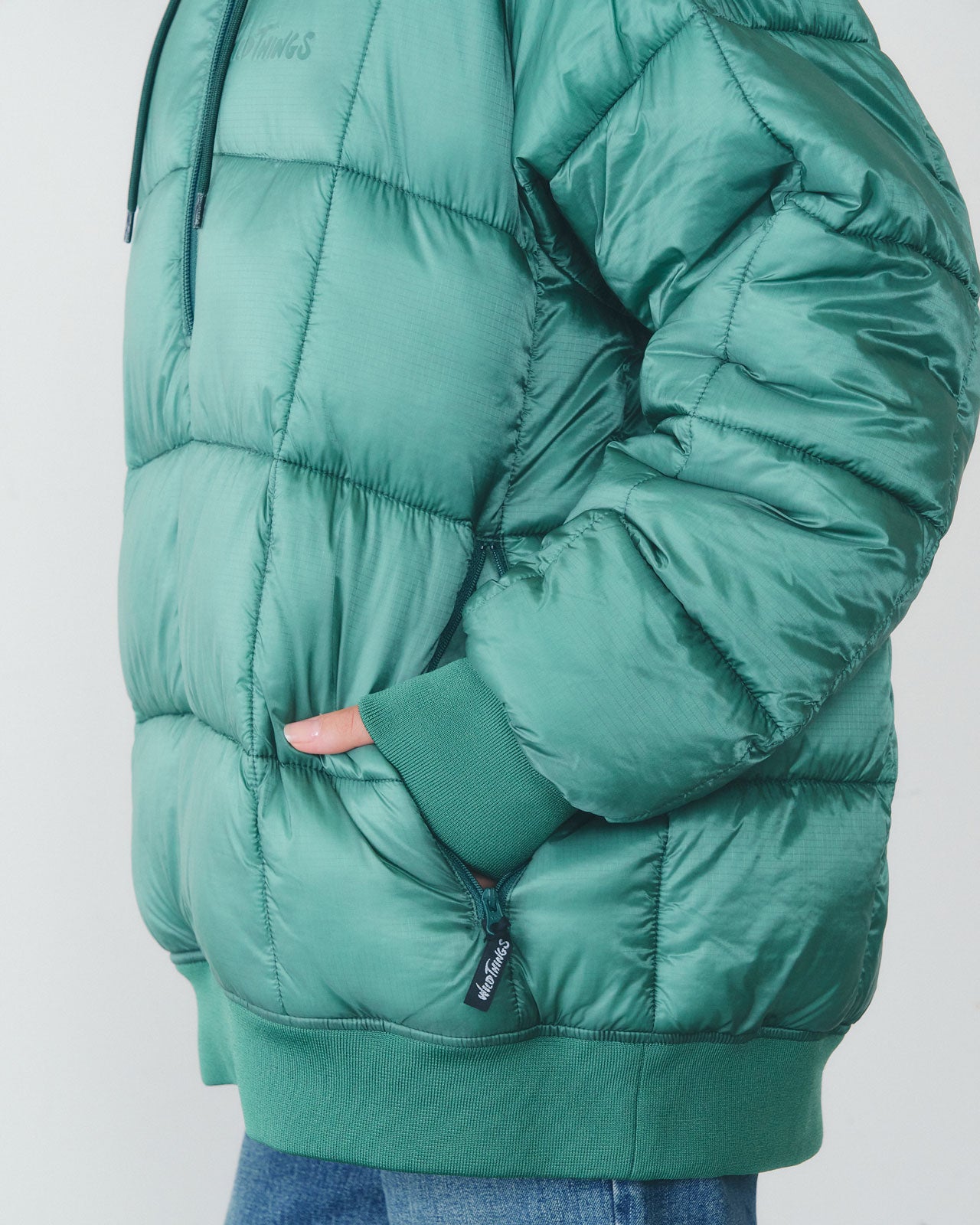 【10月中旬お届け】"EXCLUSIVE COLOR" WILD THINGS BIVOUAC LOFT PULLOVER
