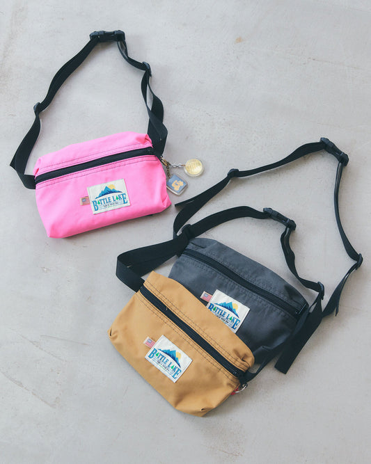 【EXCLUSIVE COLOR】BATTLE LAKE Rainbow Funny (Canvas)