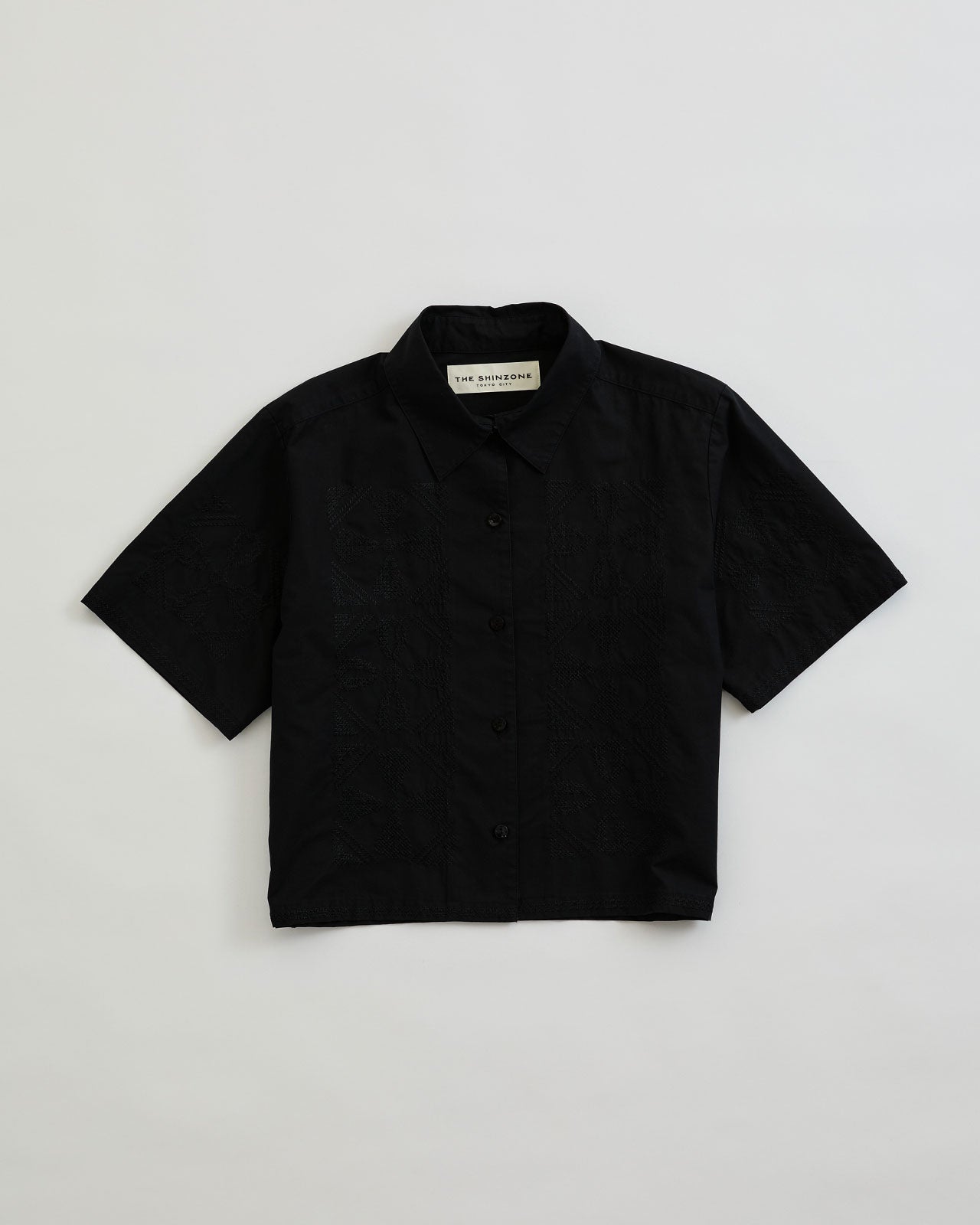 TILE PATTERN EMBROIDERY SHIRT