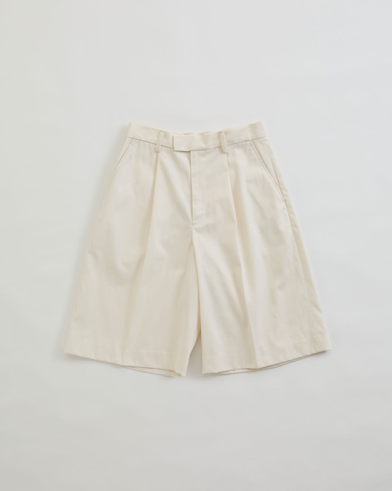 SUMMER GABARDINE HALF PANTS