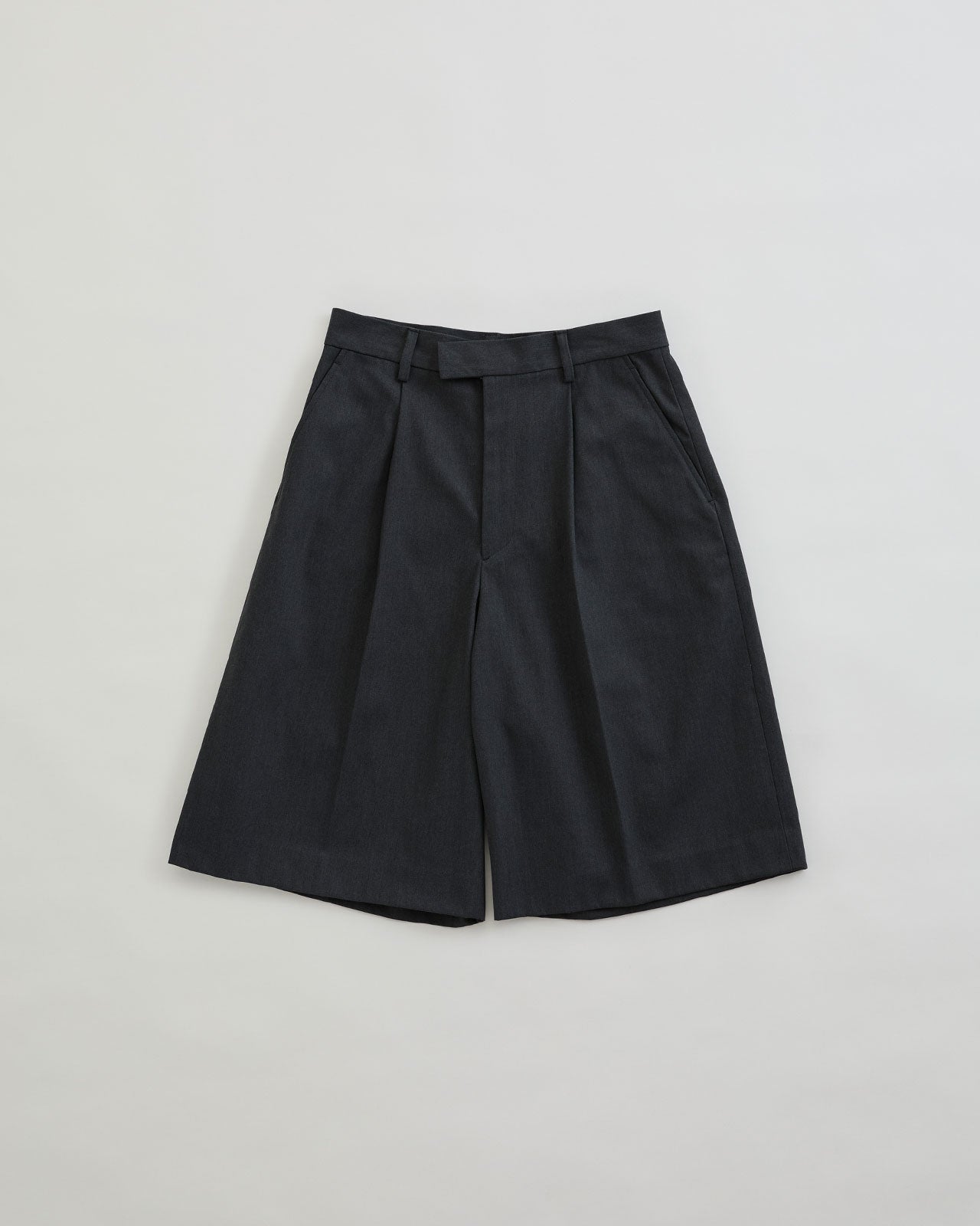 SUMMER GABARDINE HALF PANTS