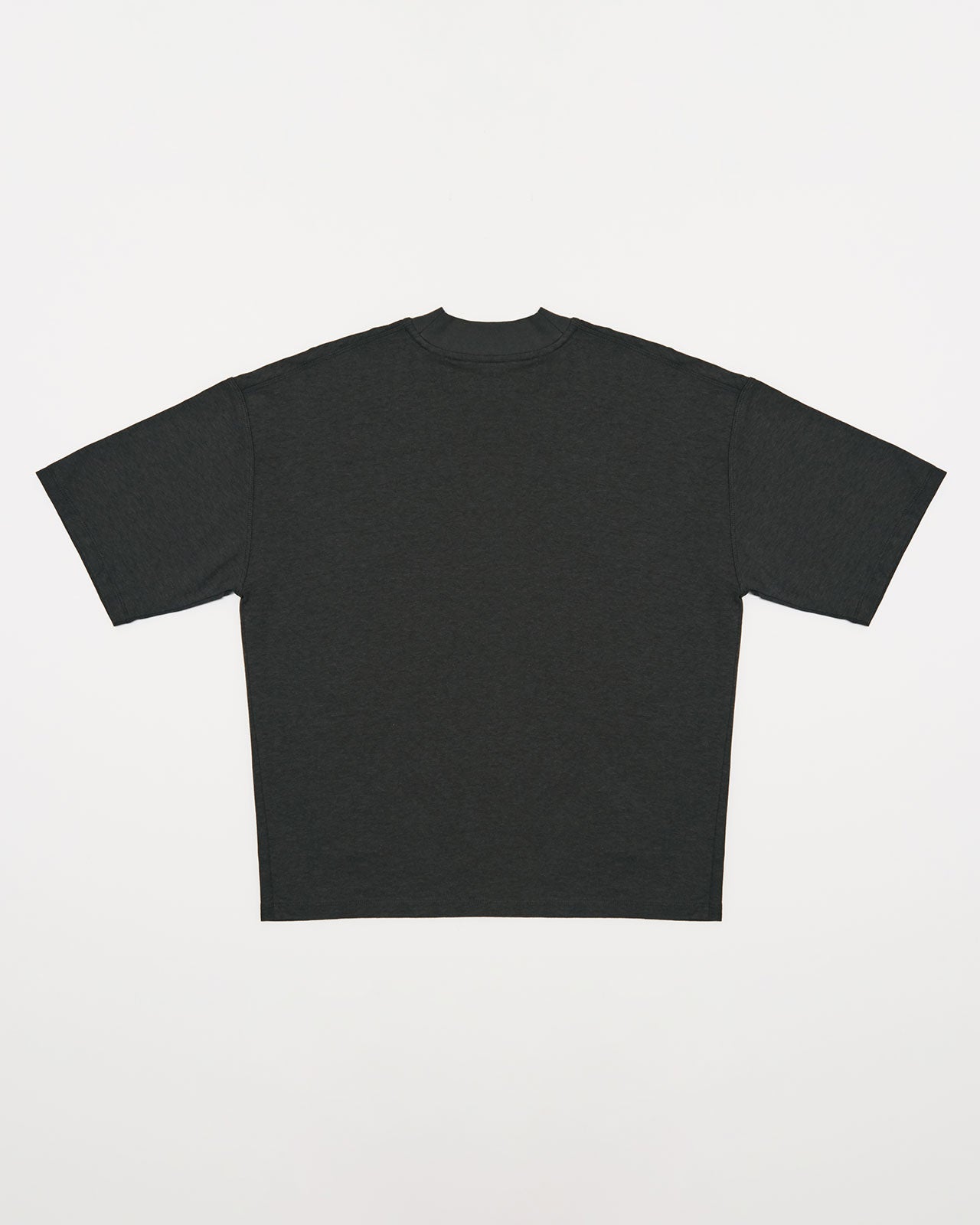 takesRIBBON UNISEX MOCK NECK TEE