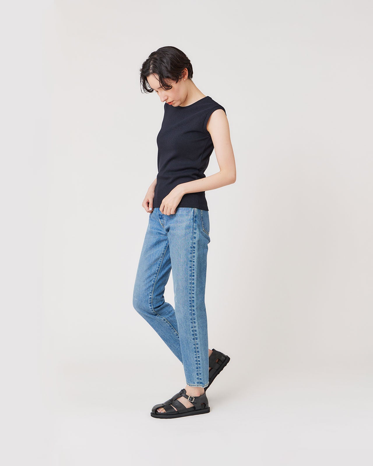 takes. Fraise Sleeveless Pullover