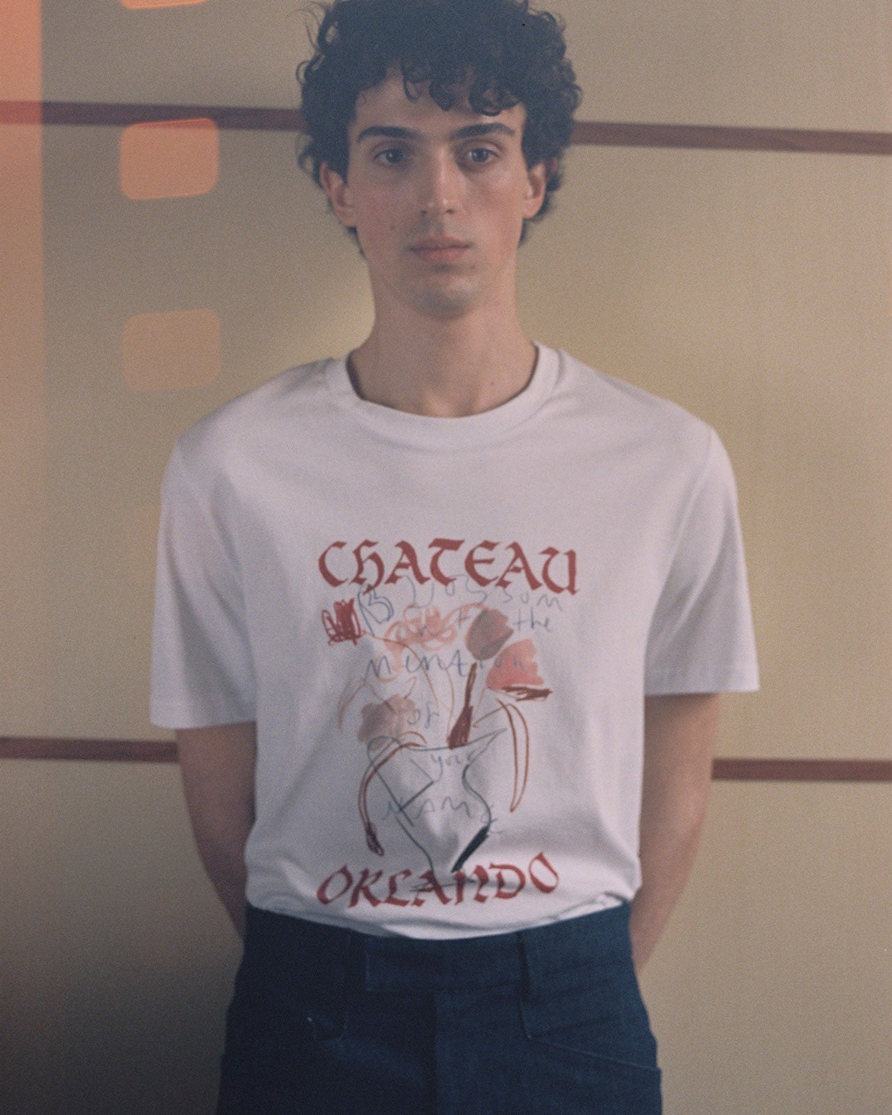 Chateau Orlando Storytelling T-shirt / Blossom Vase