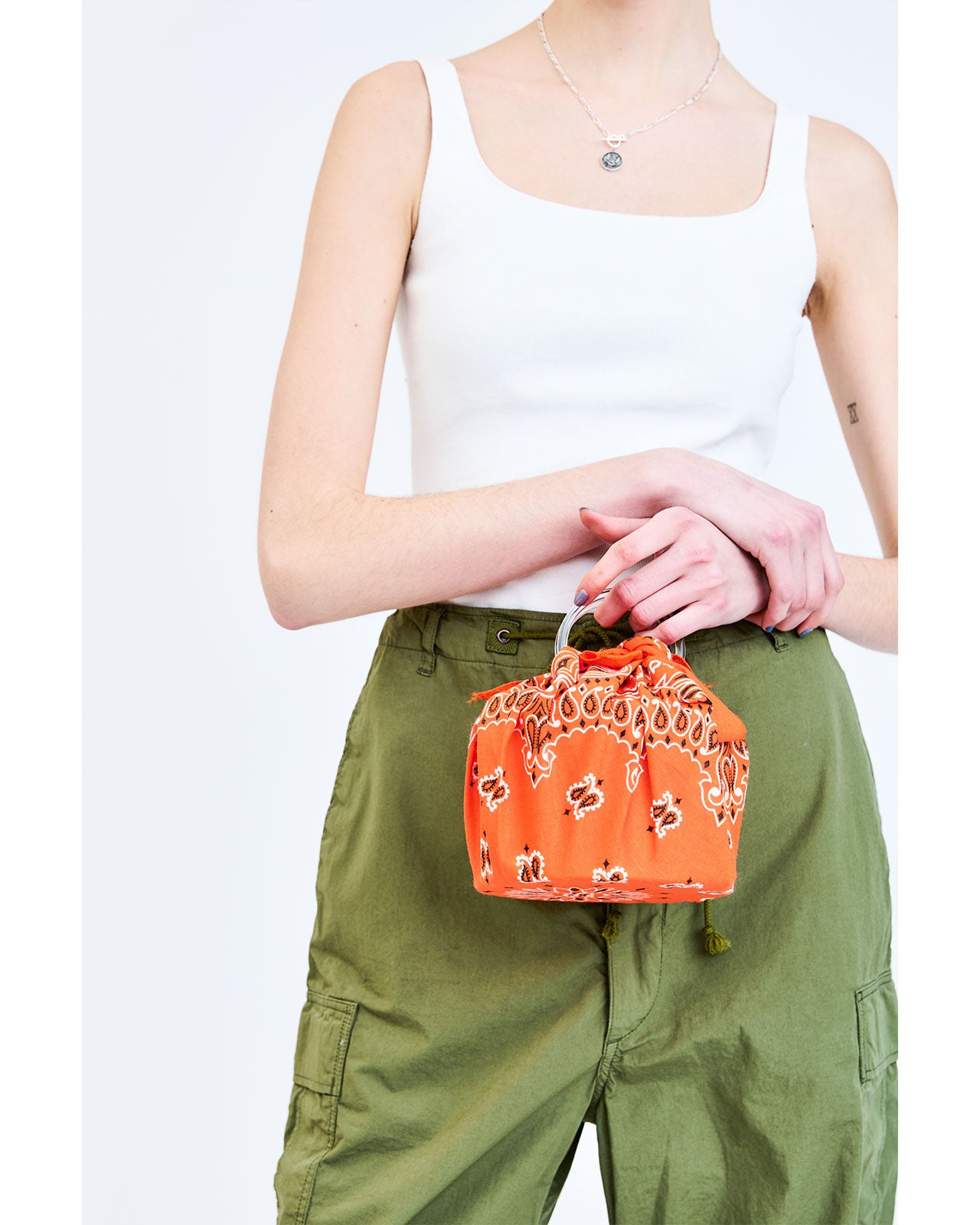 tres EXCLUSIVE PACK TANK