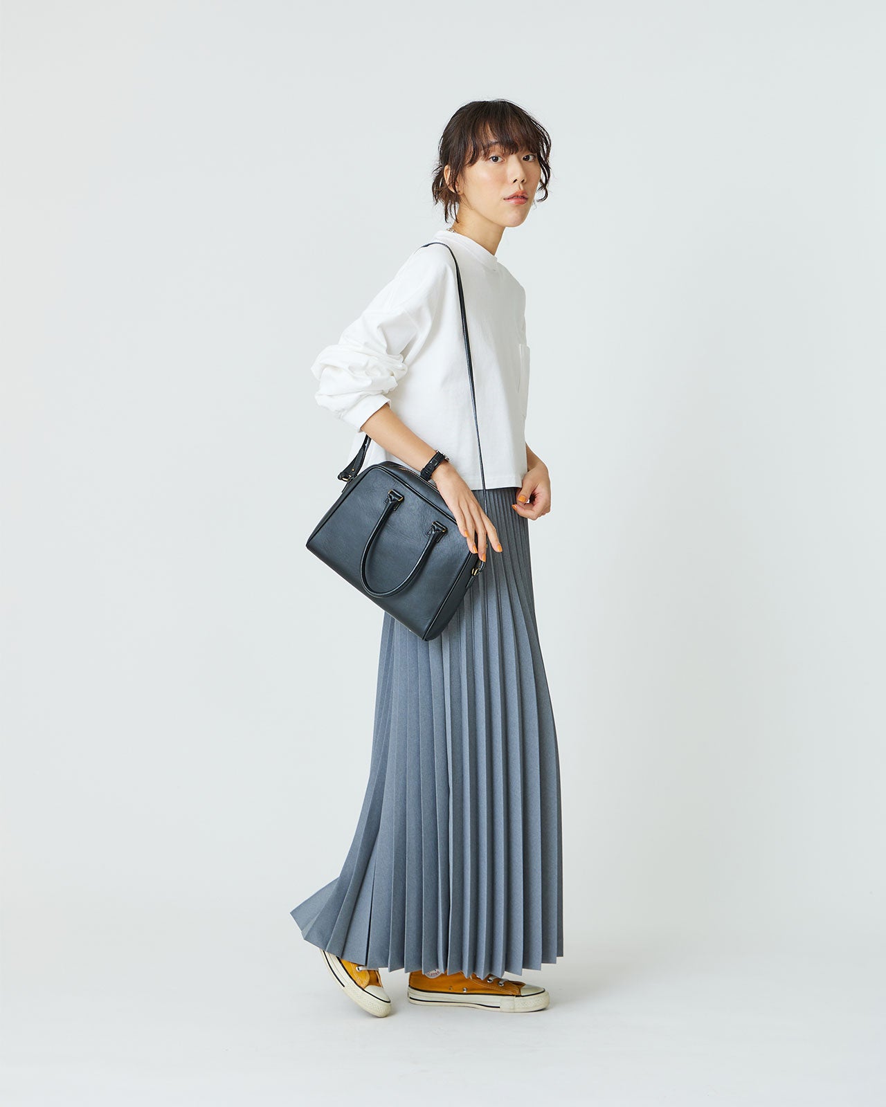 PLEATS SKIRT