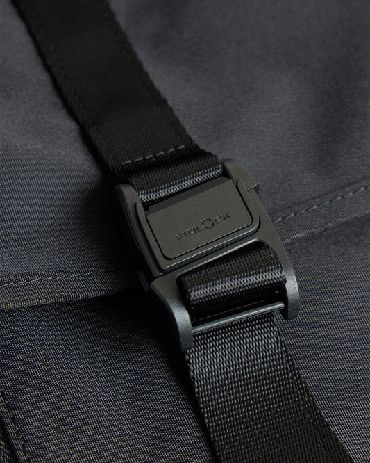 【L SIZE】AMIACALVA GABARDINE MESSENGER BAG