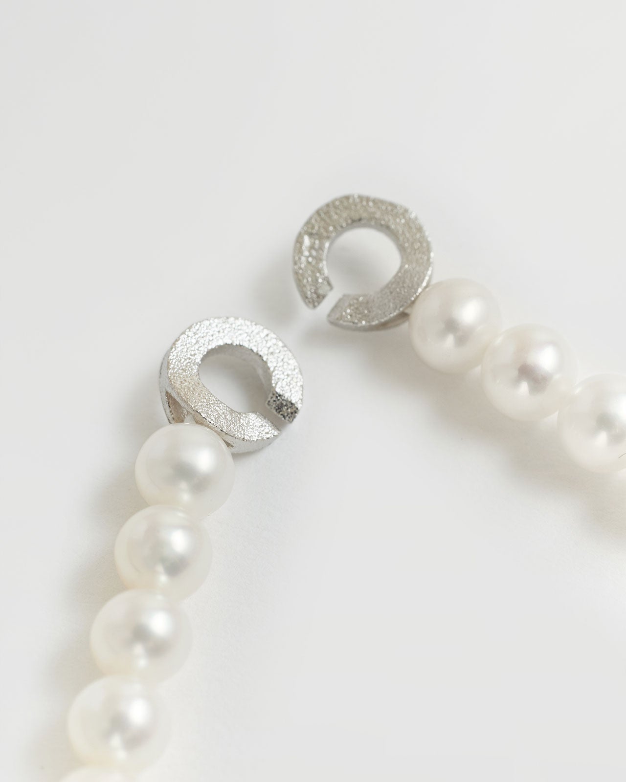 (3mm)CADEAUX PEARL NECKLACE EXCLUSIVE