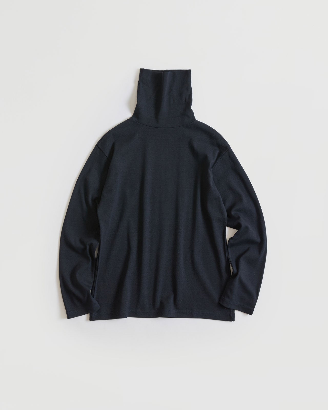 takes. FRAISE HIGHNECK PULLOVER