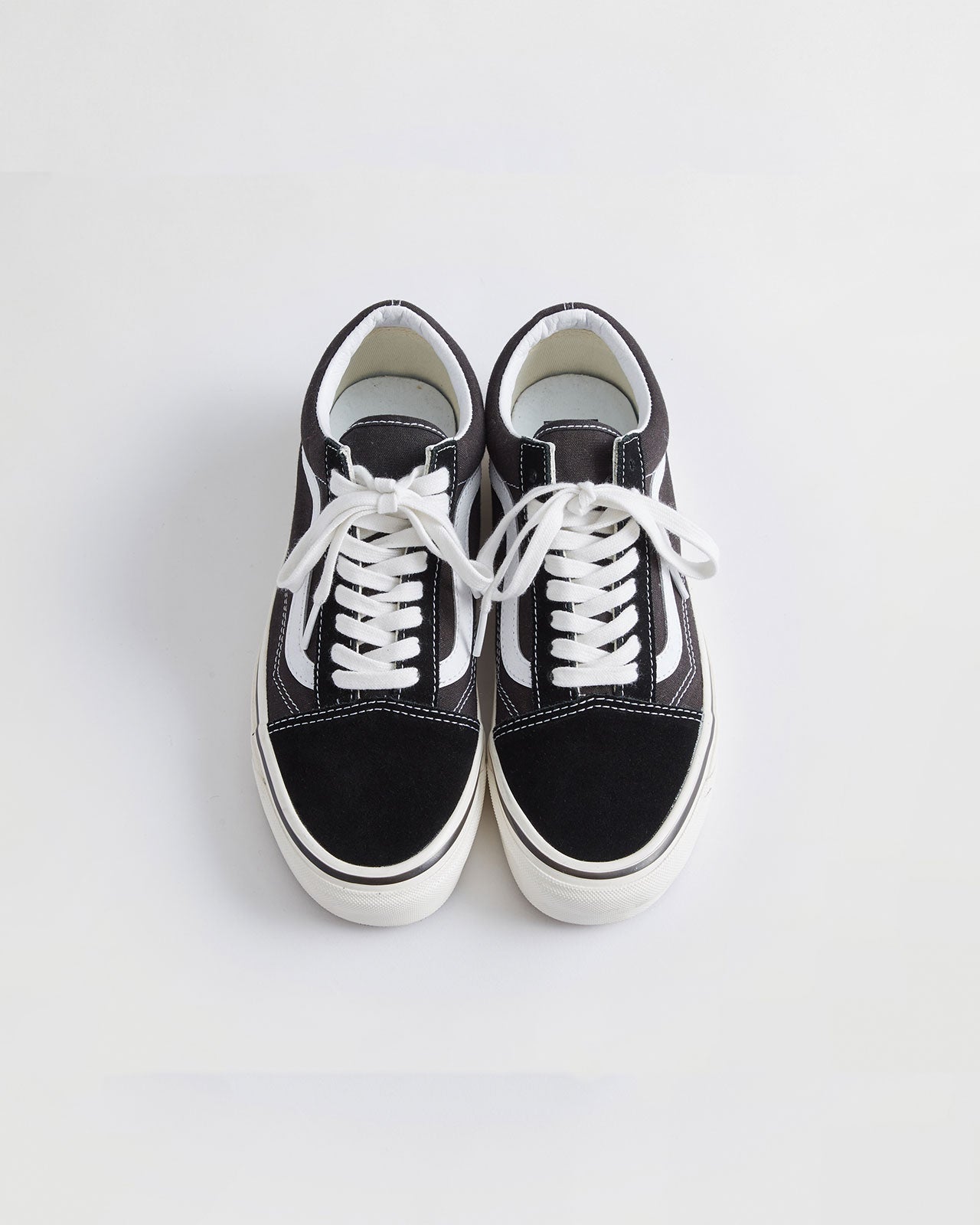 Vans black shop old skool platform