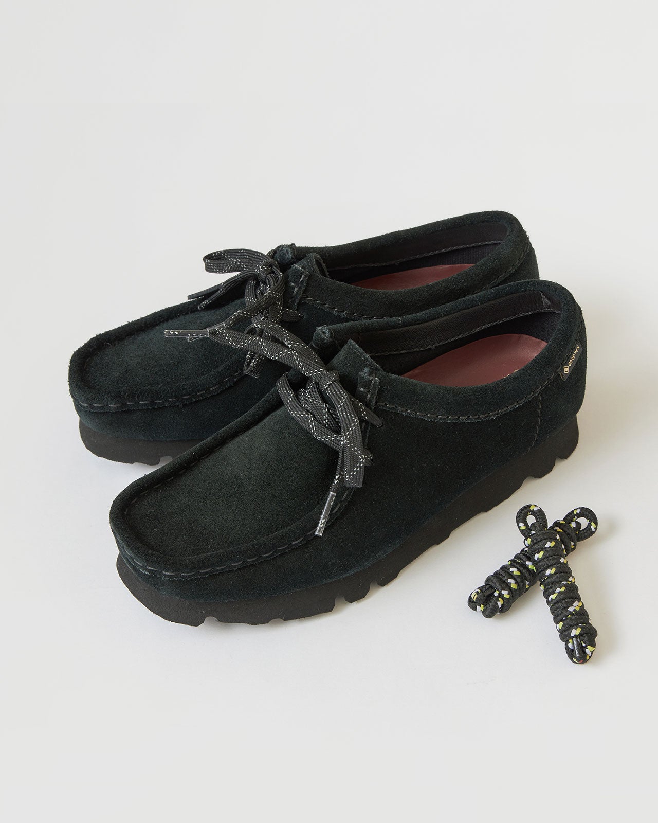 Clarks Wallabee. GTX