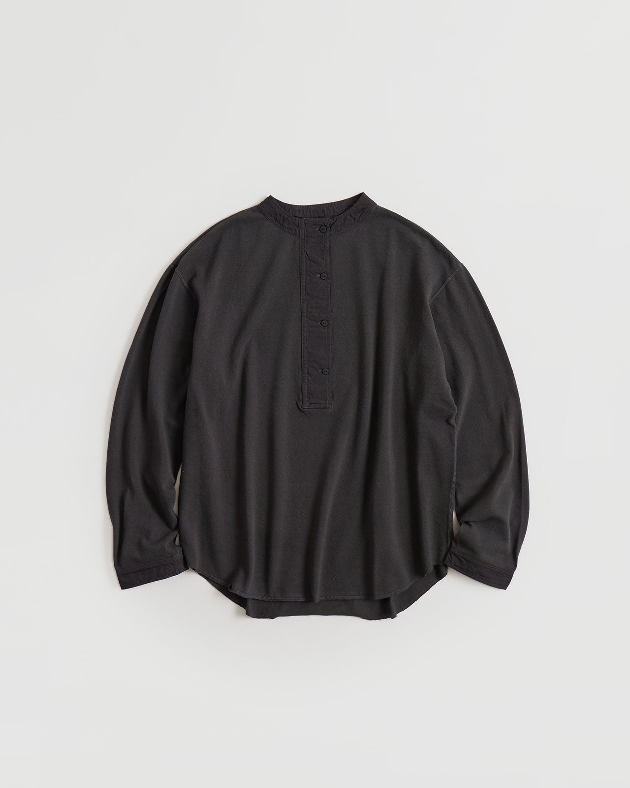 MILITARY HENLEY PULLOVER