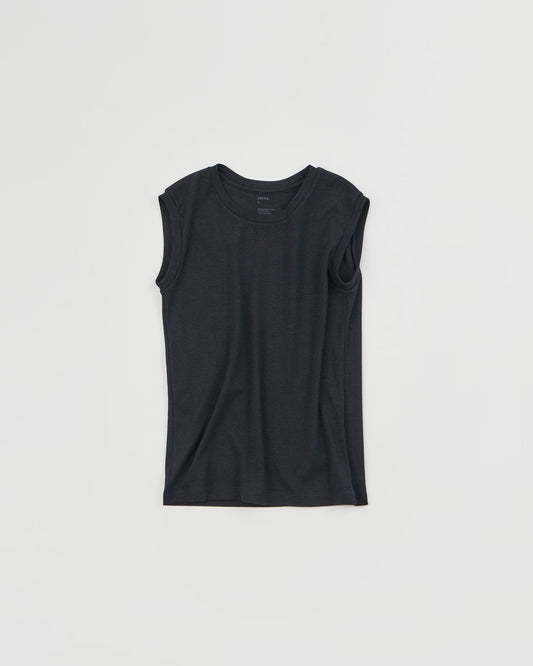 takes. Fraise Sleeveless Pullover