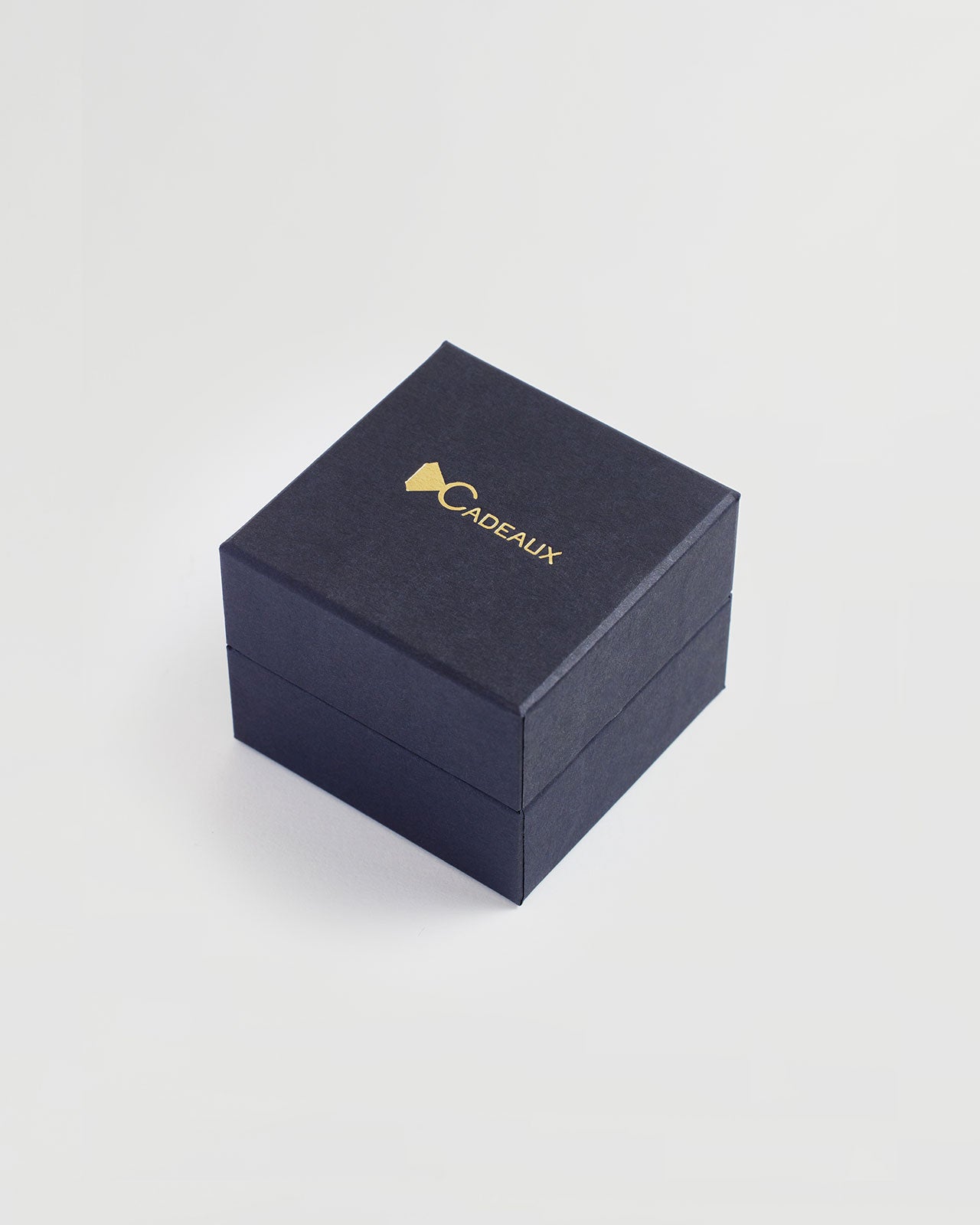 CADEAUX SMALL PEARL EARRINGS