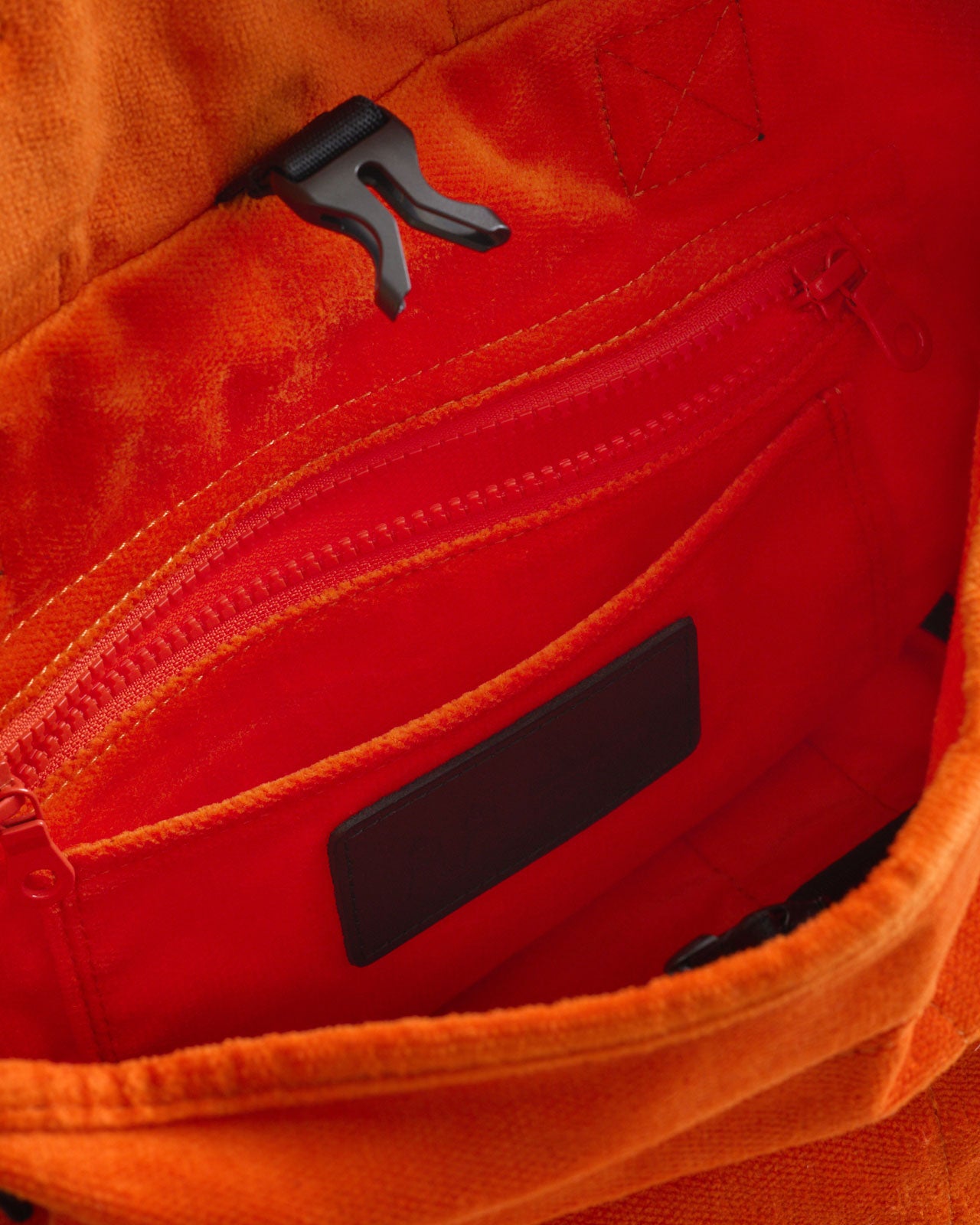 AMIACALVA Corduroy messenger (S)