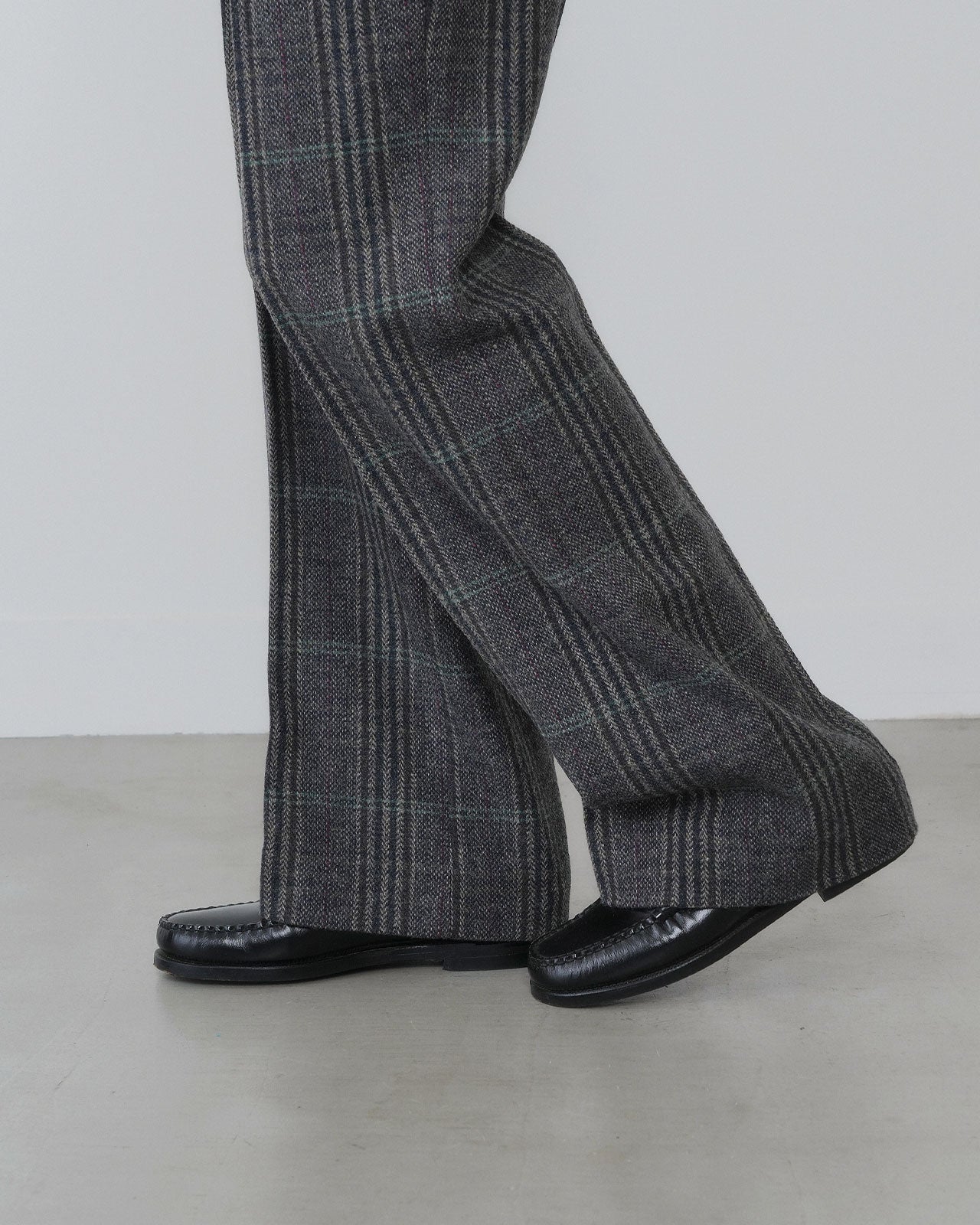 【9月中旬お届け】BRITISH WOOL CHECKED TROUSERS