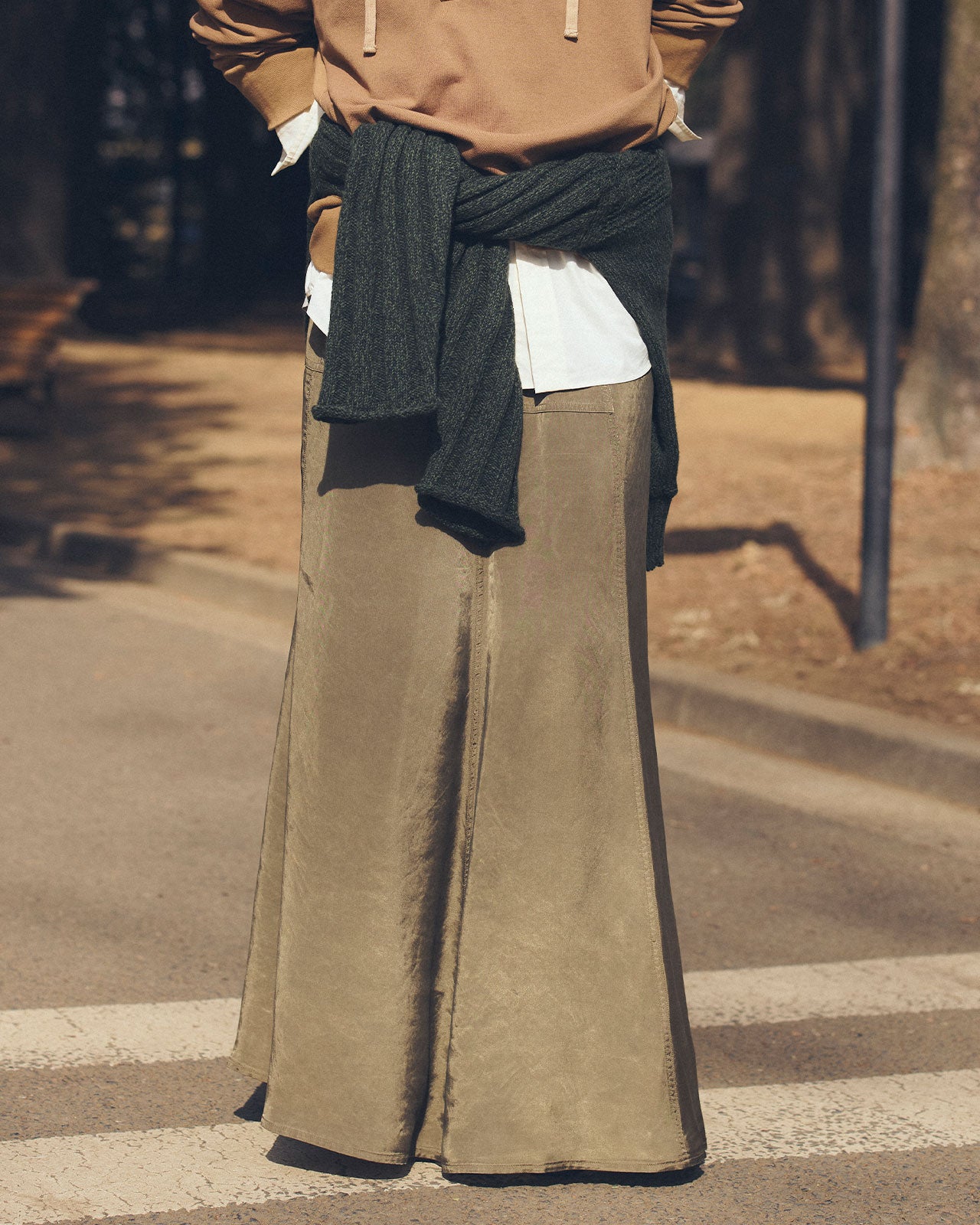 【8月上旬お届け】PIGMENT DYED SATIN SKIRT