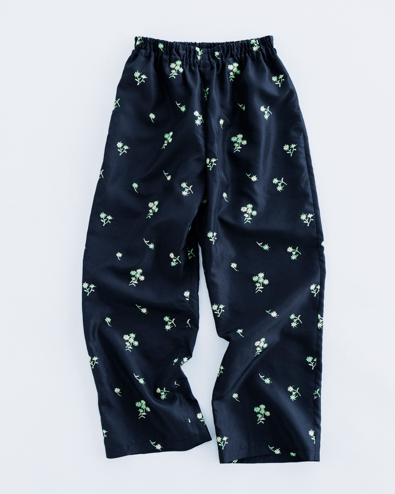 MEYAME】FLOWER EMBROIDERY PANTS (II) – Shinzone