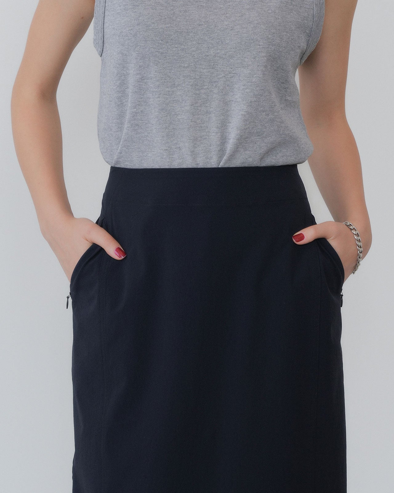 7月上旬お届け】4WAY STRETCH LONG SKIRT – Shinzone