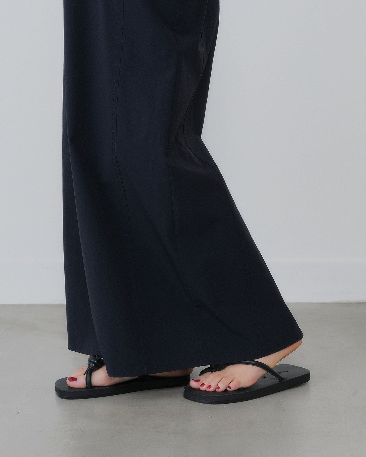 8月下旬お届け】4WAY STRETCH LONG SKIRT カットマキシスカート – Shinzone