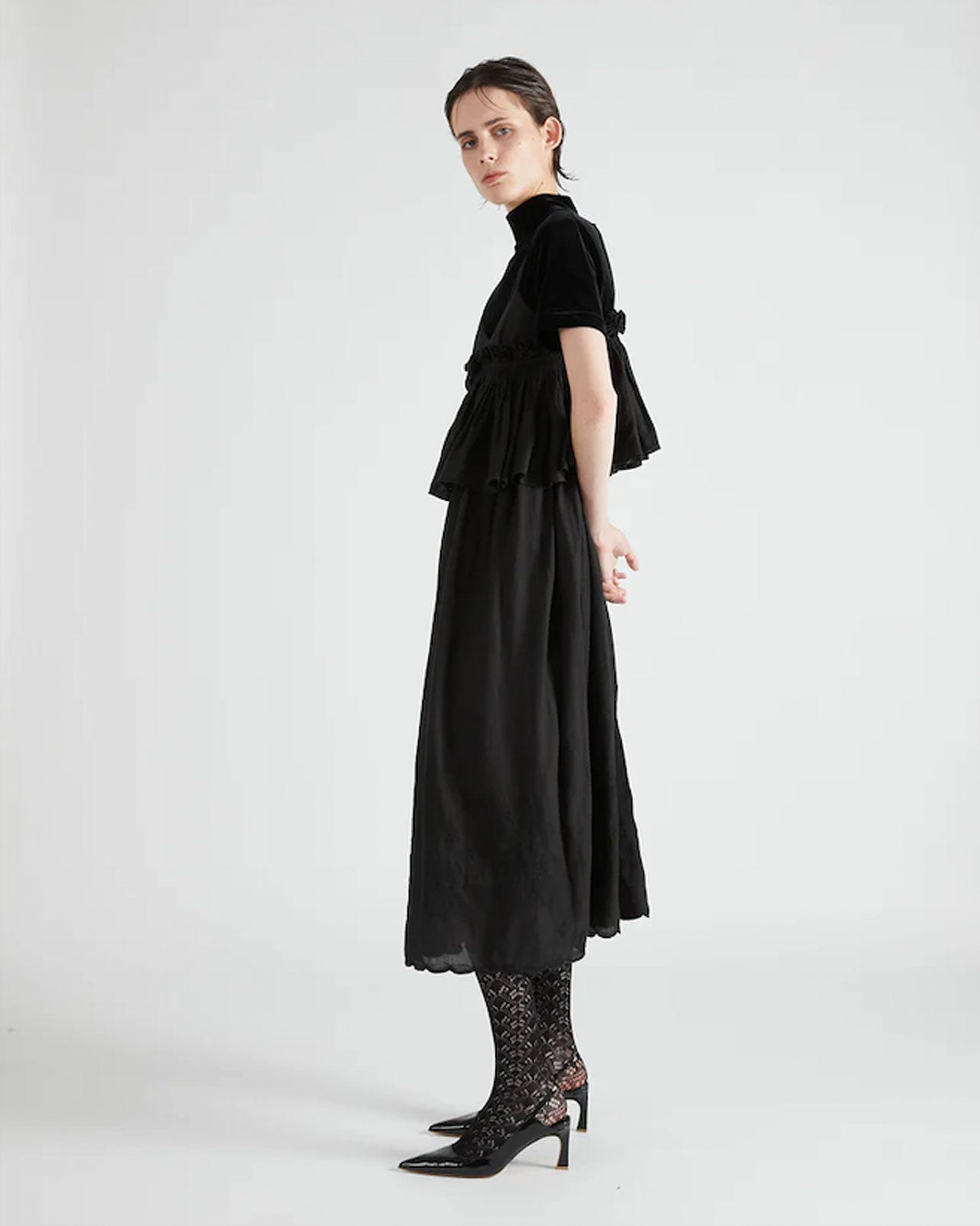 Crinkle Crinkle Crinkle embroidery scallop cami dress
