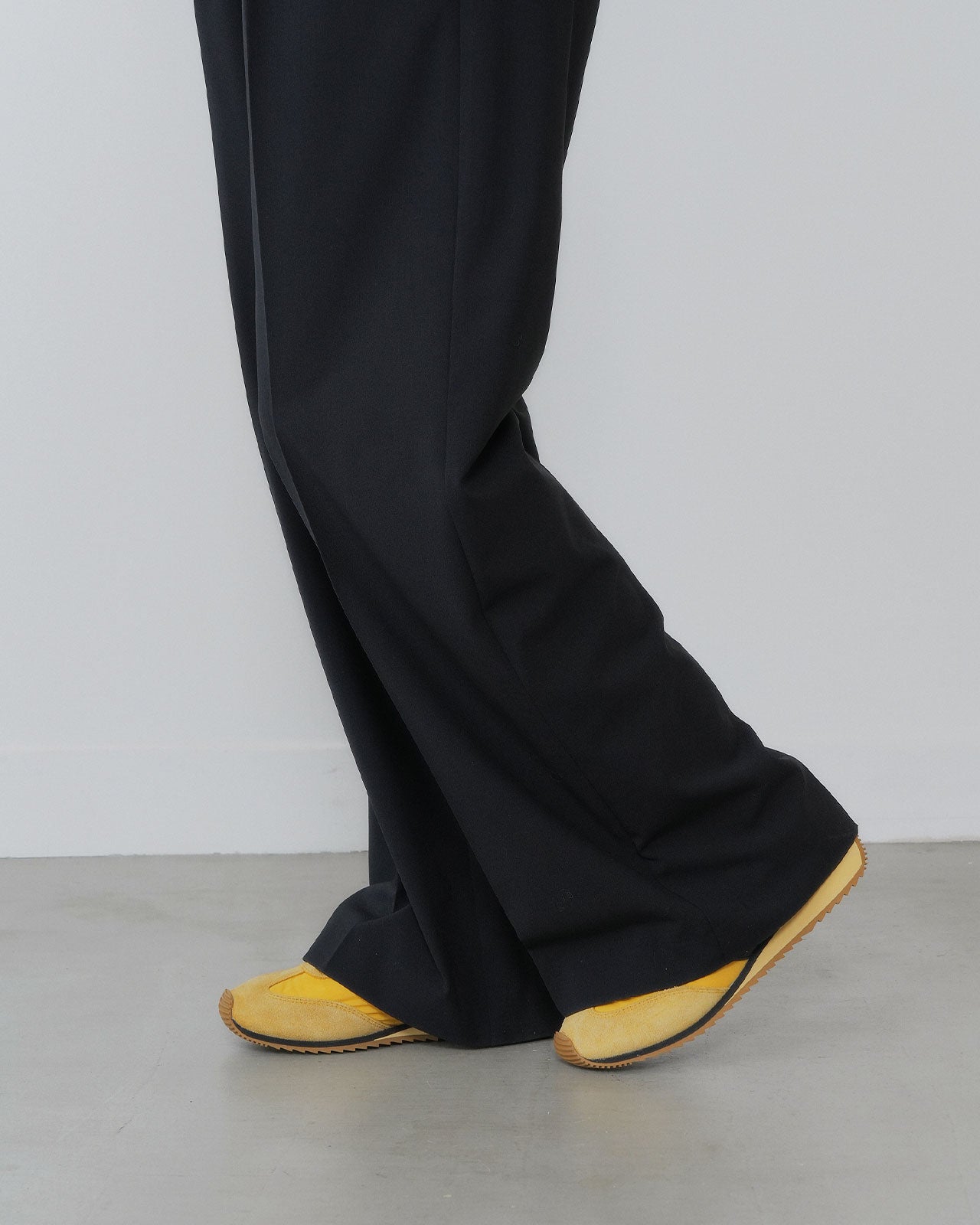 【8月上旬お届け】WOOL EASY PANTS