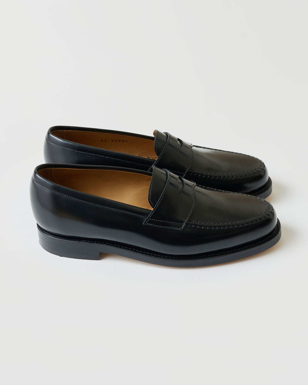 GENTIQUE PENNY LOAFER