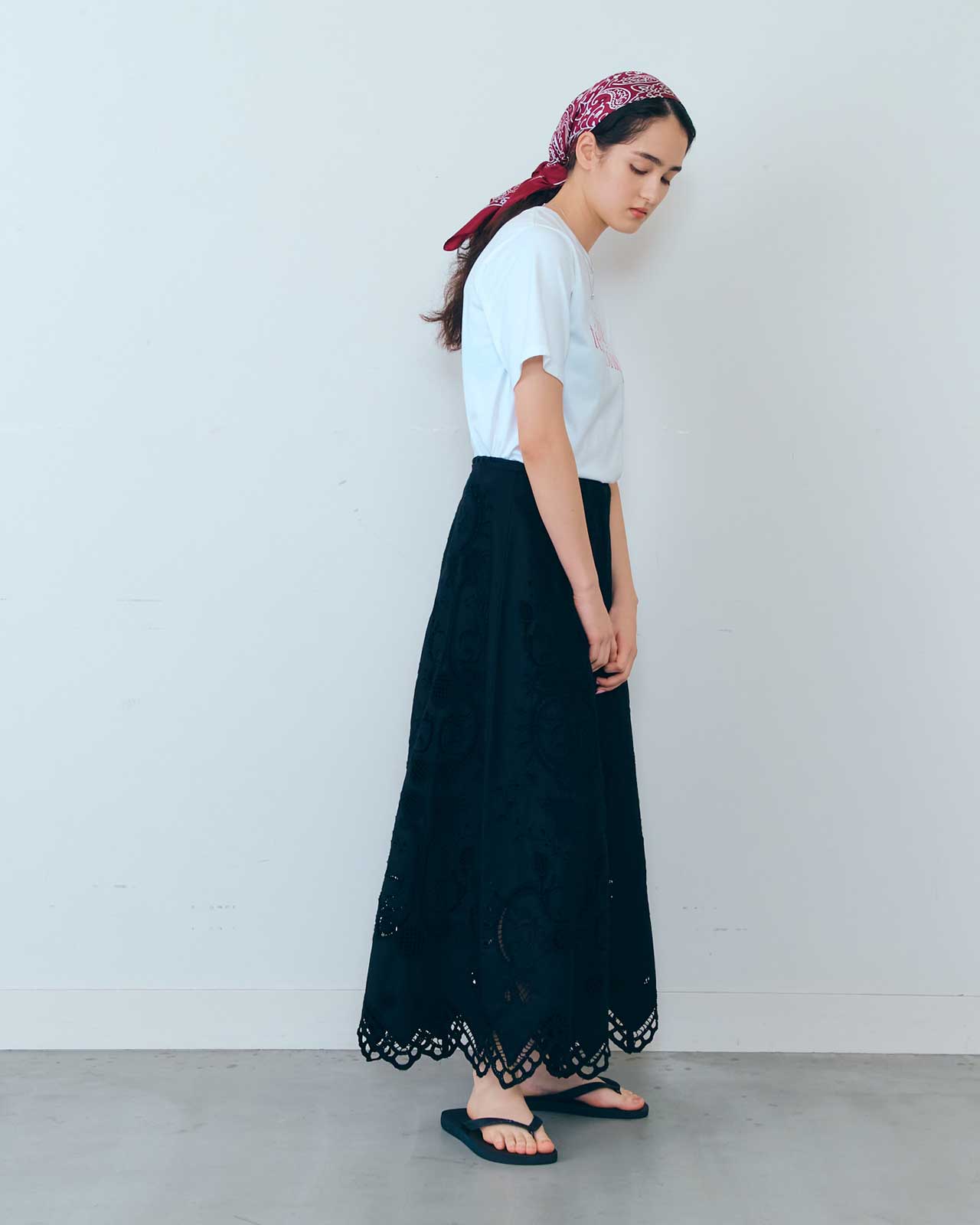 EMBROIDERY LACE SKIRT