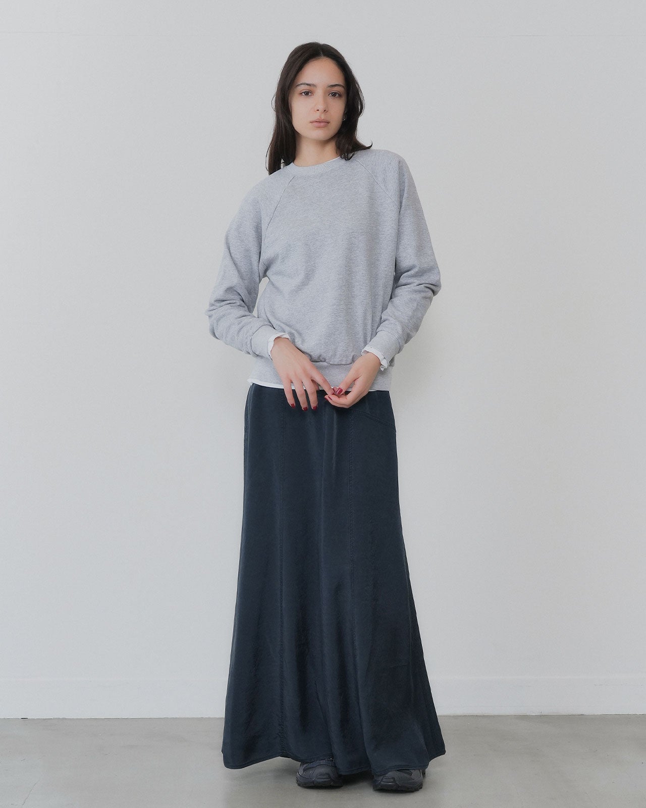 【8月下旬お届け】USEFUL SWEATSHIRT