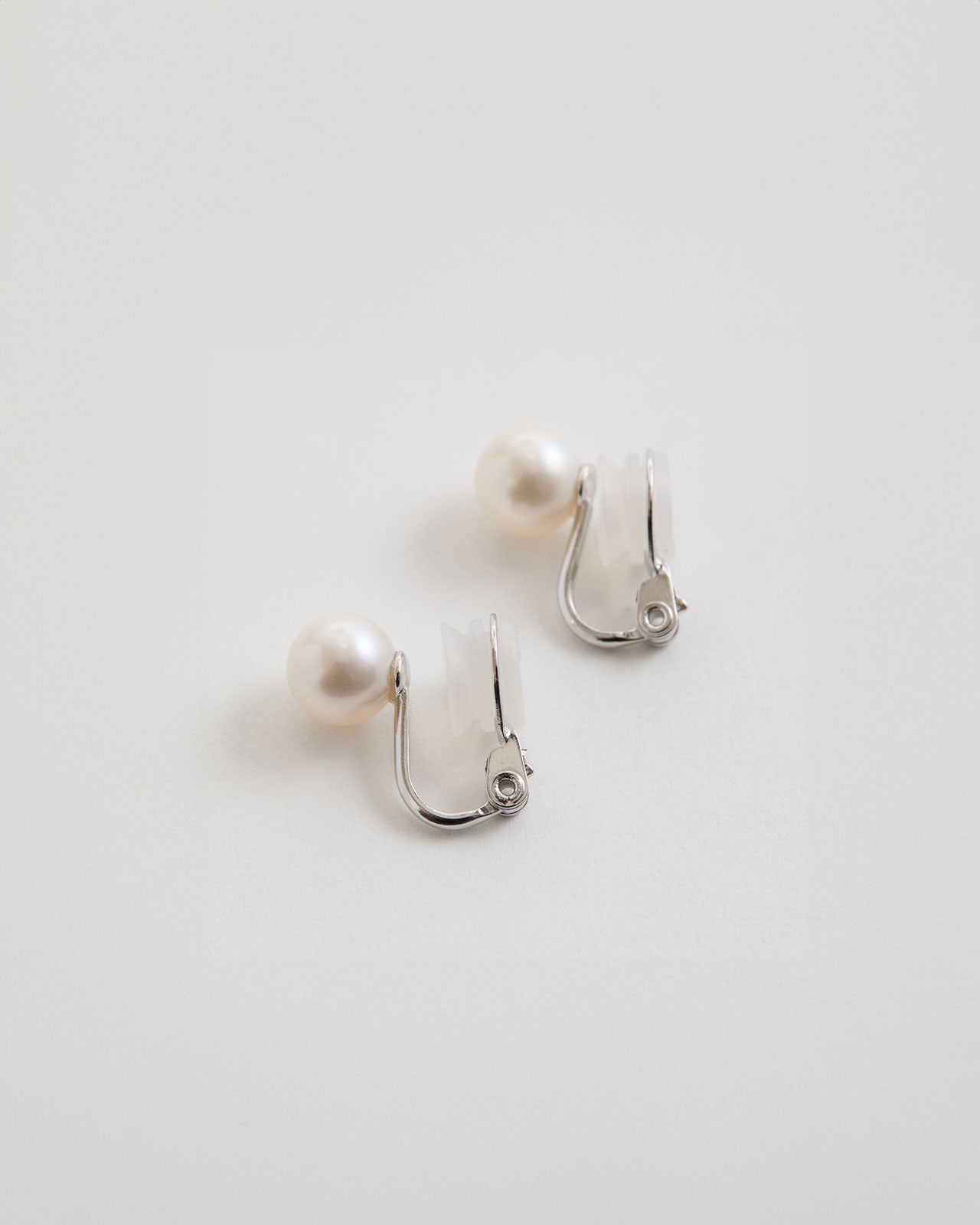 CADEAUX PEARL EARRINGS